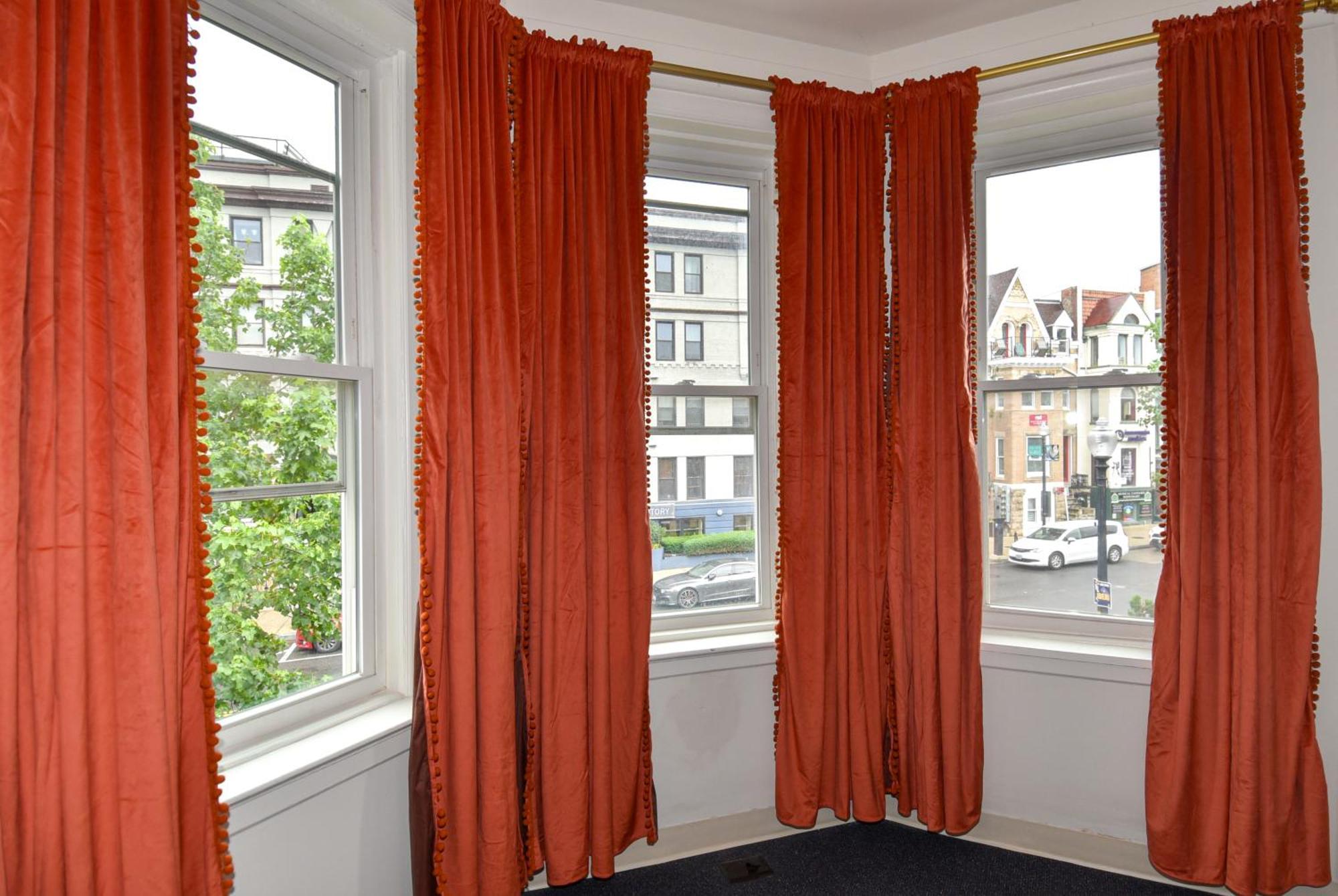 Caravan Hostel Dc Вашингтон Экстерьер фото