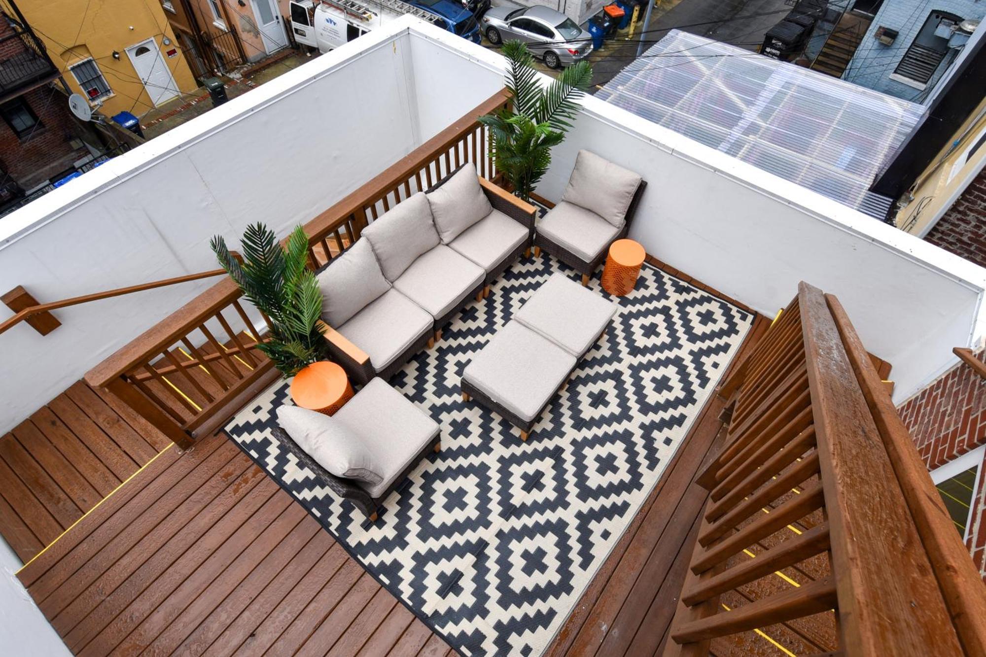 Caravan Hostel Dc Вашингтон Экстерьер фото