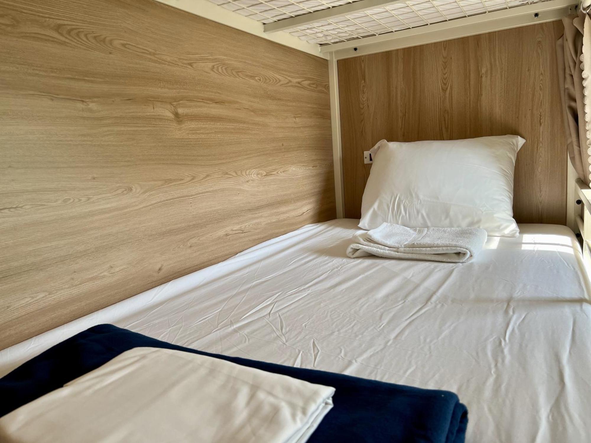 Caravan Hostel Dc Вашингтон Экстерьер фото